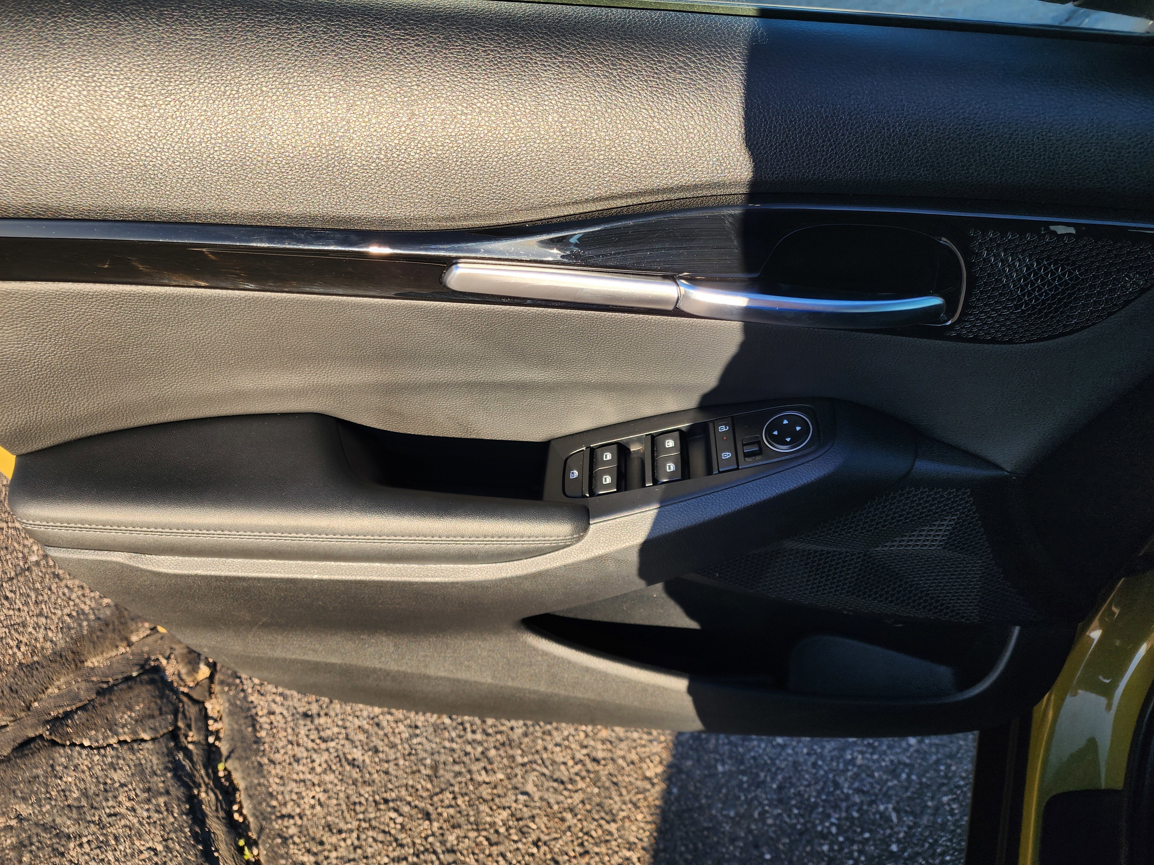 Used 2024 Kia Seltos S FWD image 17