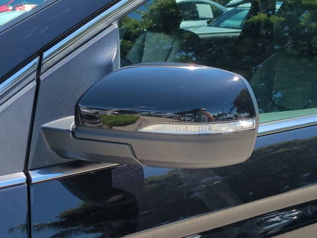 Used 2019 Ford Edge Titanium w/ Equipment Group 301A AWD/4WD image 11