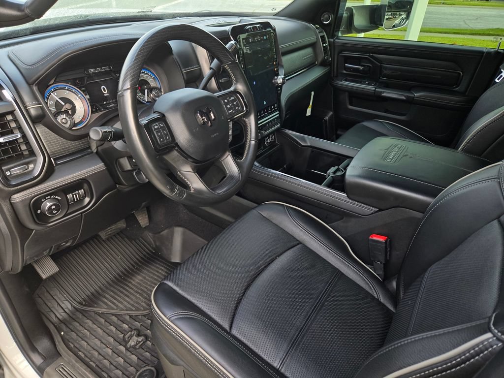 Used 2022 RAM 2500 Limited AWD/4WD image 13