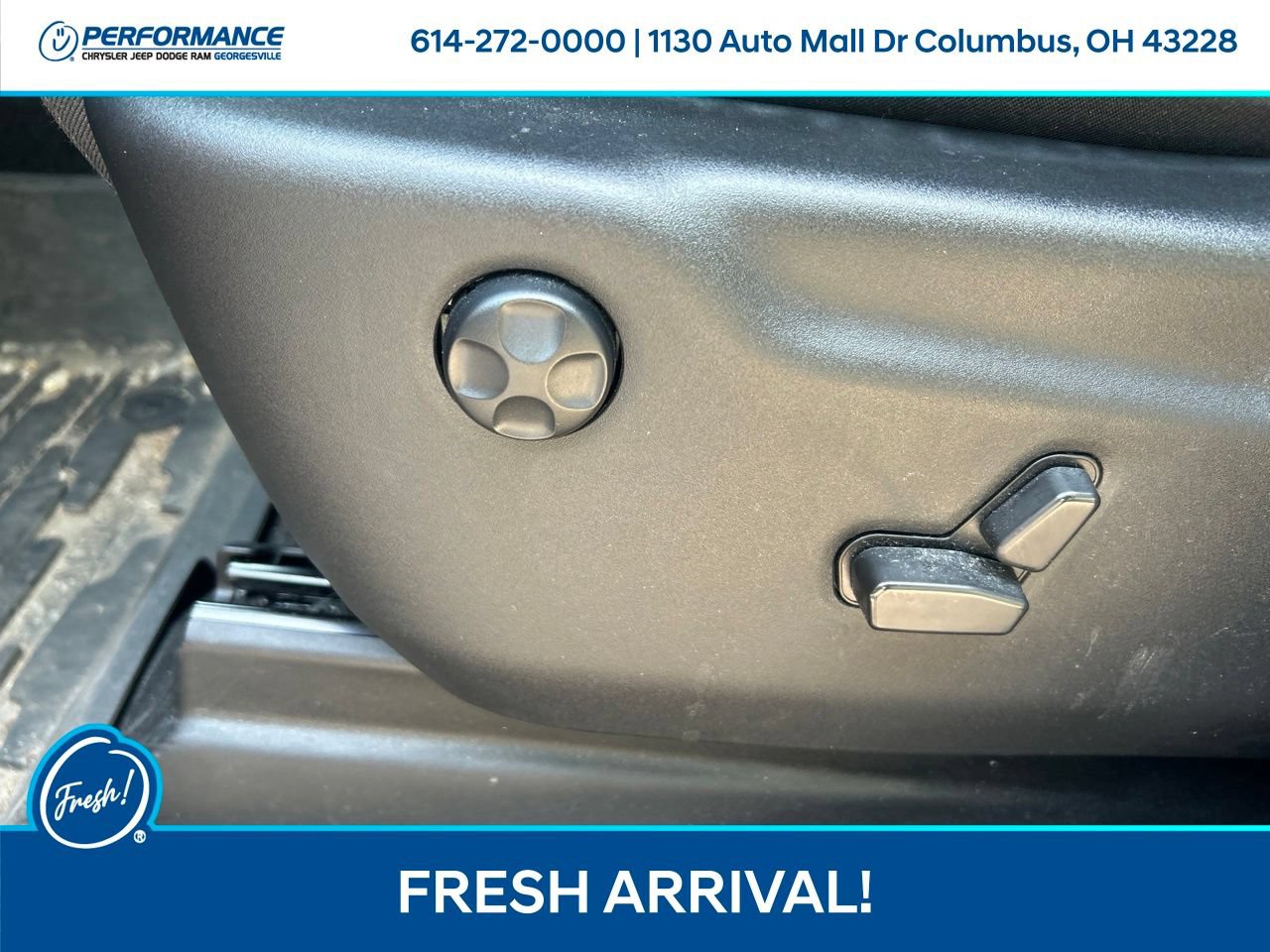 Used 2021 Jeep Grand Cherokee Laredo X AWD/4WD image 18