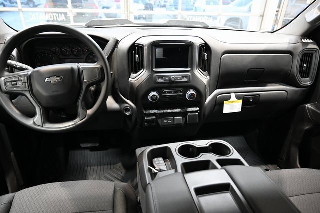 New 2026 Chevrolet Silverado 1500 Custom Trail Boss w/ LPO, Dark Essentials Package image 13