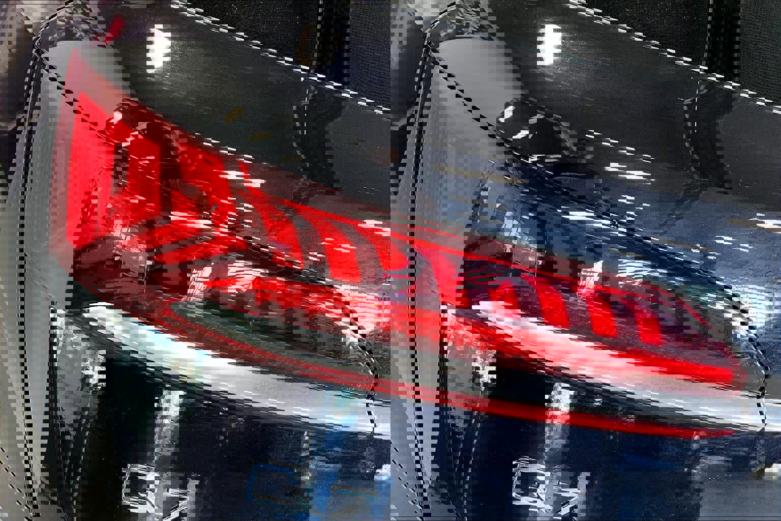 Used 2021 Audi Q7 3.0T Prestige image 29