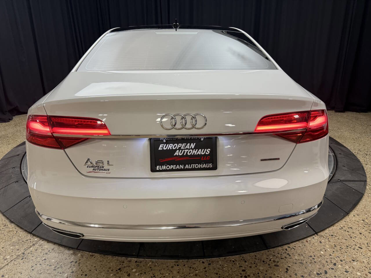 Used 2016 Audi A8 L 3.0T image 8