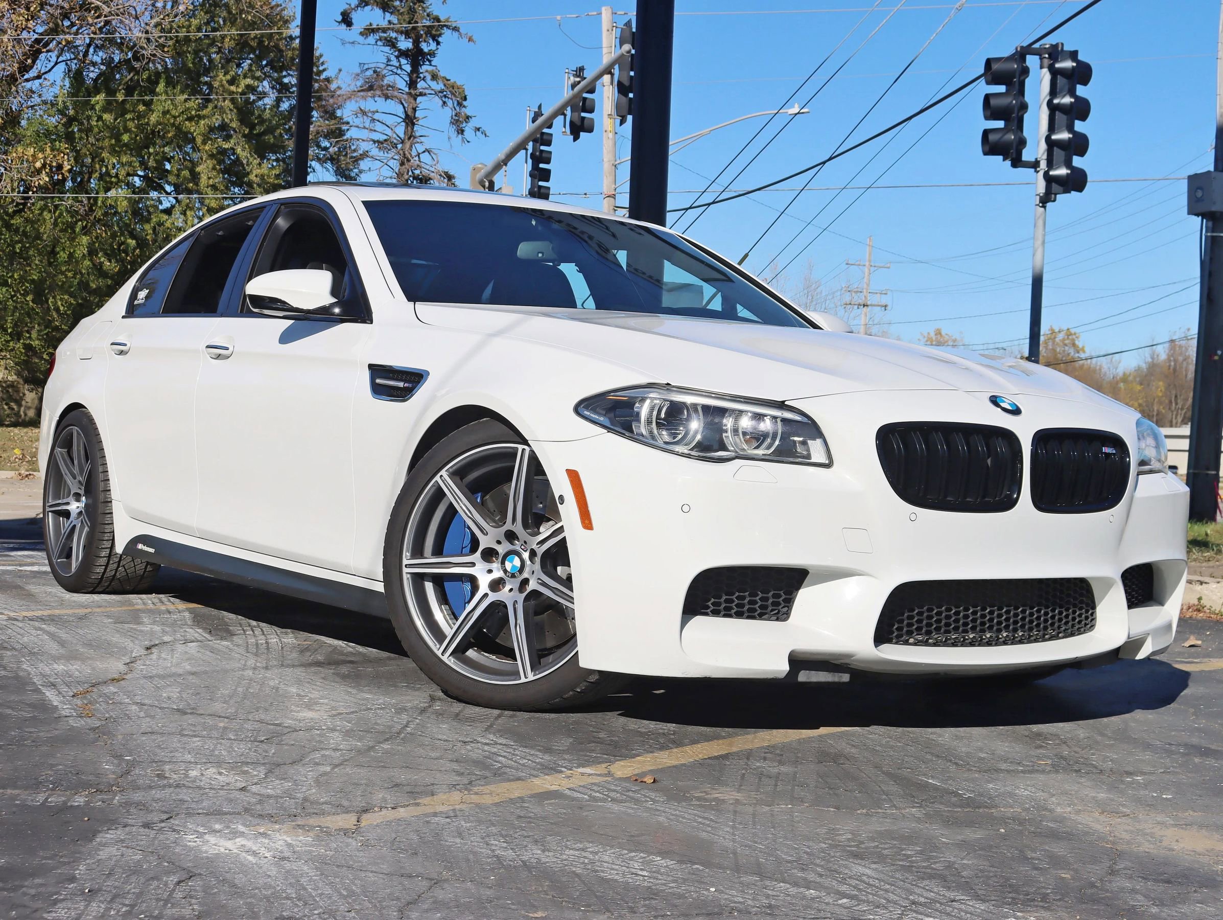 Used 2015 BMW M5 Sedan 4D image 8