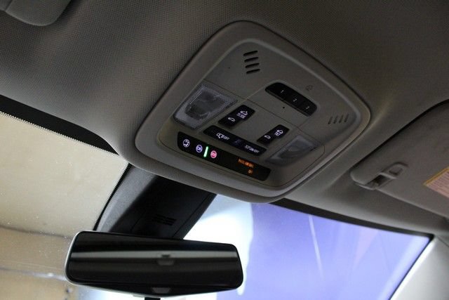 Used 2018 Chevrolet Traverse Premier w/ Redline Edition AWD/4WD image 33