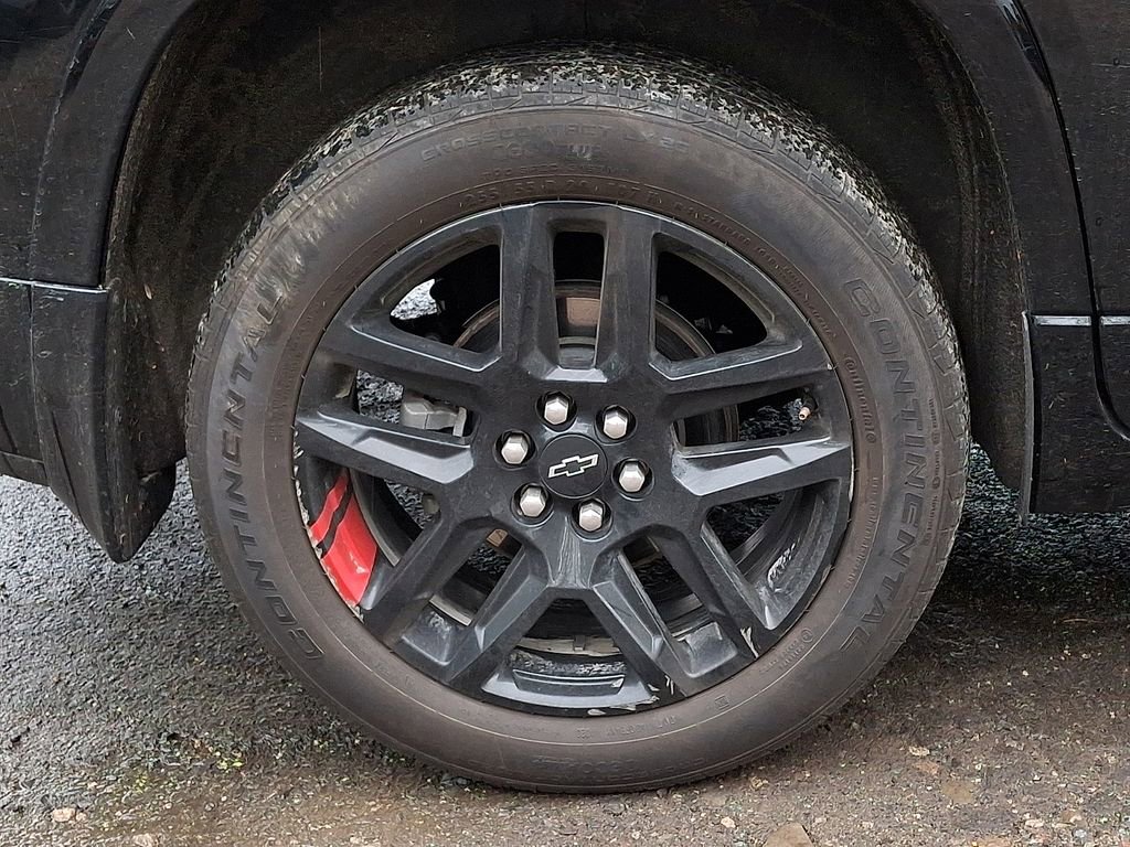 Used 2023 Chevrolet Traverse Premier w/ Redline Edition AWD/4WD image 35
