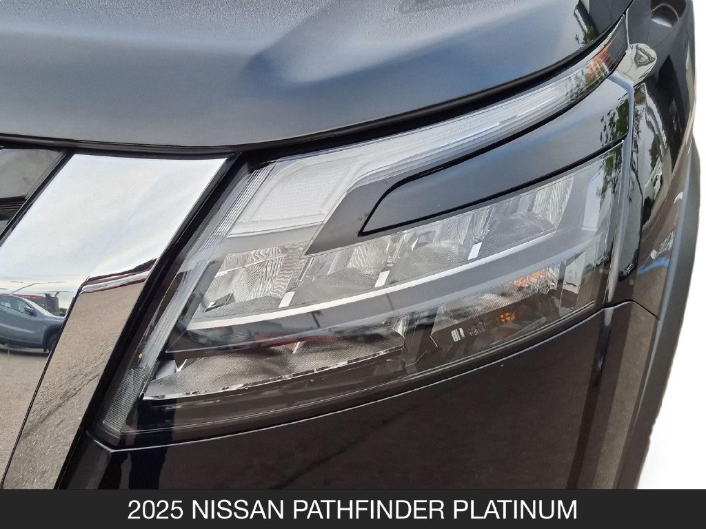 Certified 2025 Nissan Pathfinder Platinum w/ Cargo Package FWD image 10