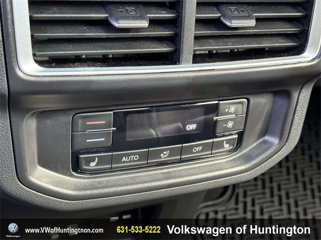 Certified 2025 Volkswagen Atlas SEL image 12