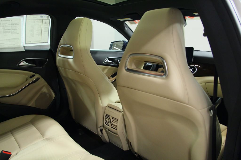 Used 2018 Mercedes-Benz CLA 250 4MATIC image 22