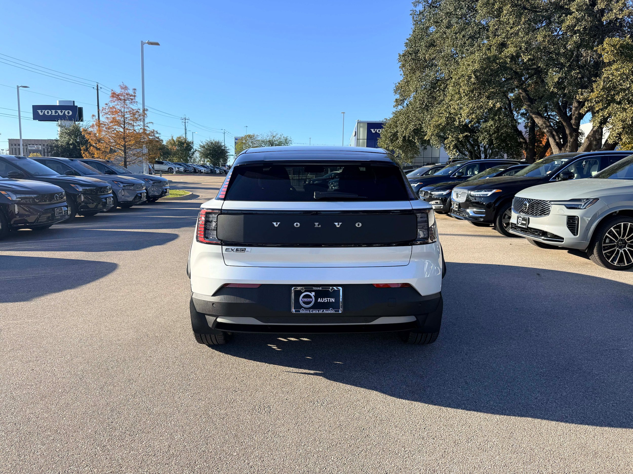 New 2026 Volvo EX30 Cross Country Ultra AWD/4WD image 5