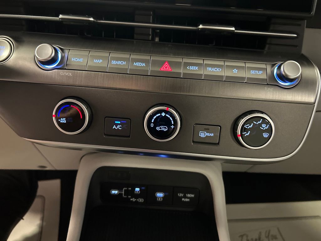New 2026 Hyundai Kona SE image 17