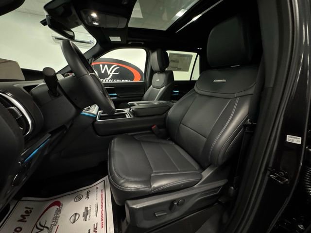 New 2026 Ford Expedition Platinum w/ Stealth Appearance Package image 18