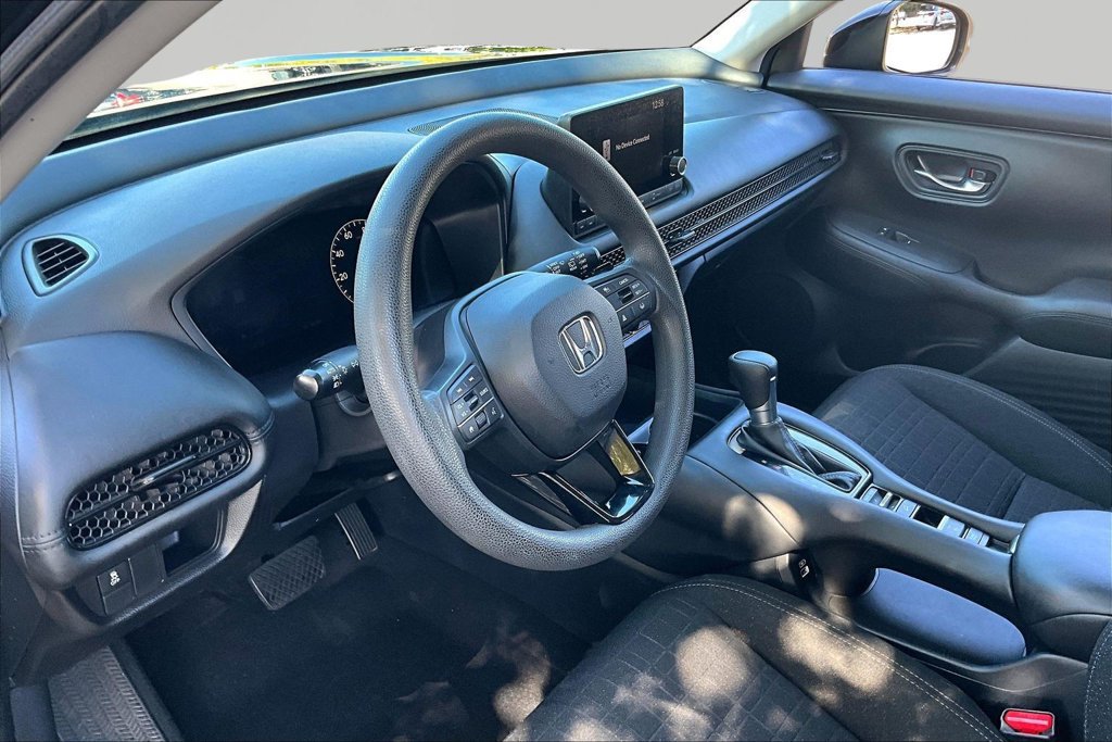Used 2023 Honda HR-V LX image 14