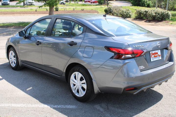 Used 2024 Nissan Versa S w/ Trunk Package FWD image 9