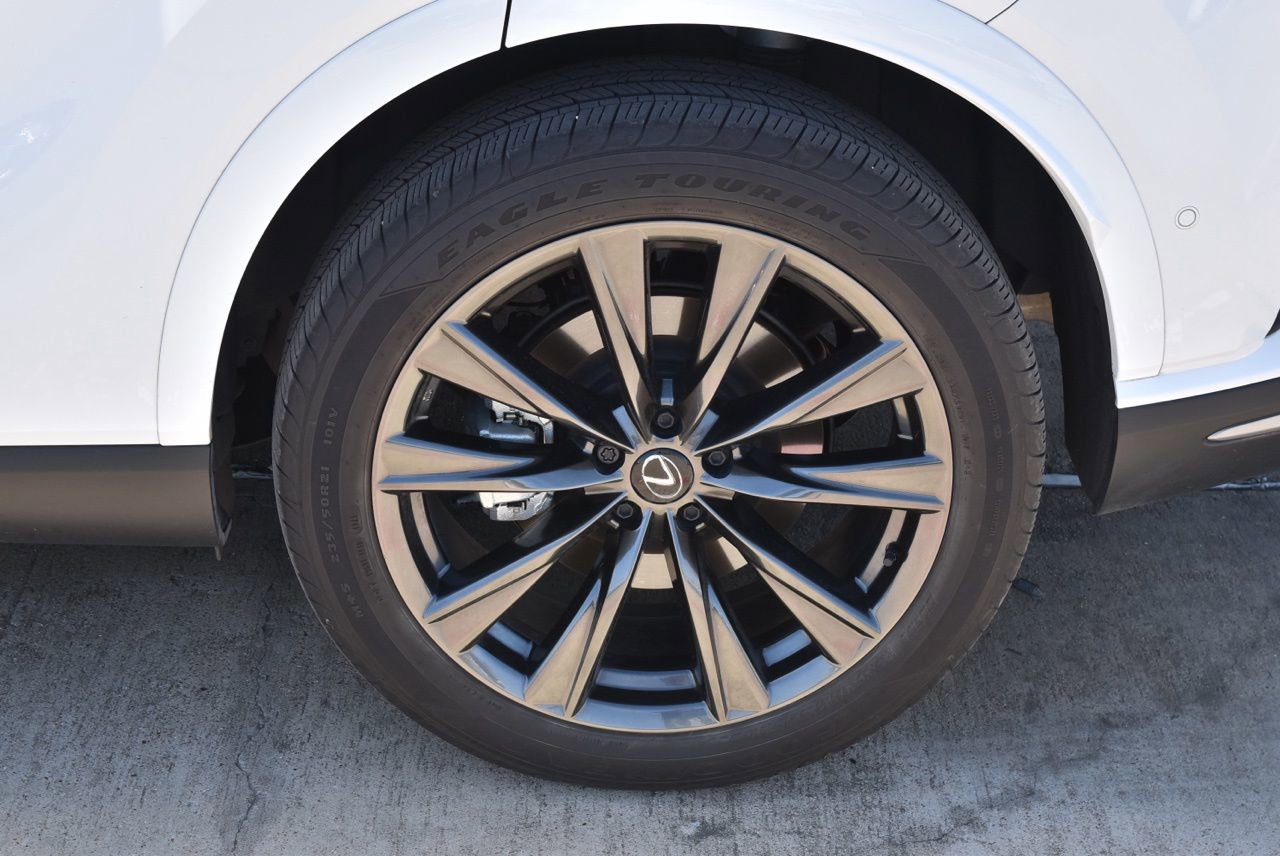 Used 2024 Lexus RX 350 F Sport w/ Convenience Package image 10