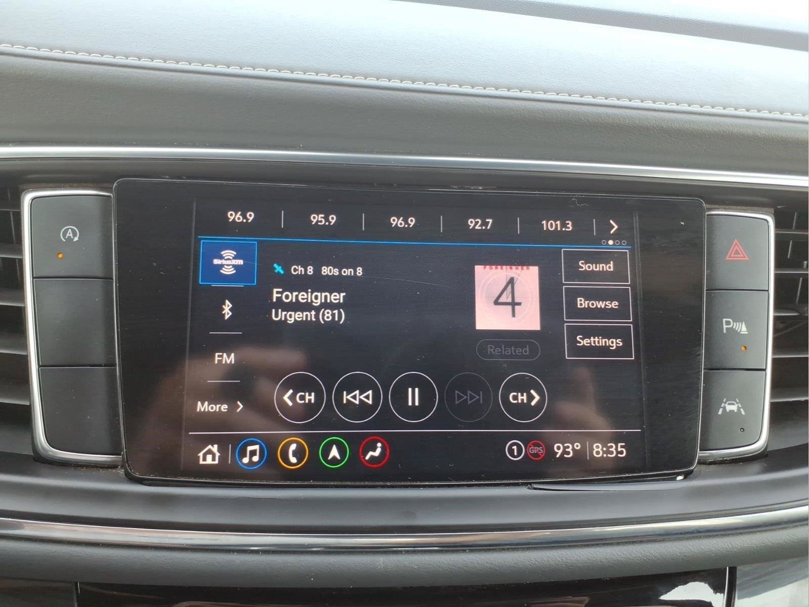 Used 2022 Buick Enclave Premium FWD image 24