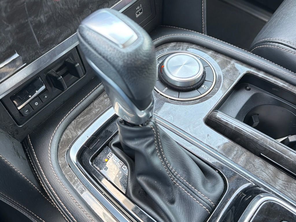 Used 2021 Nissan Armada Platinum image 25