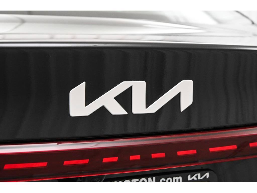 Used 2023 Kia Forte LXS FWD image 44