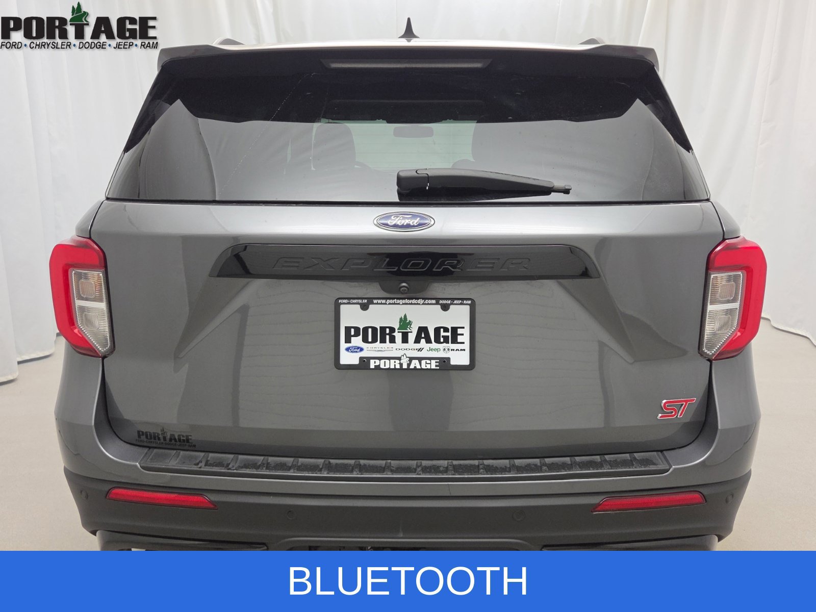 Used 2023 Ford Explorer ST AWD/4WD image 6