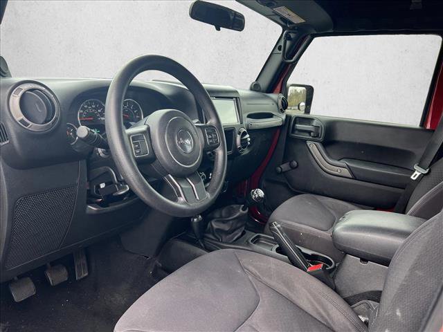 Used 2013 Jeep Wrangler Unlimited Sport image 9
