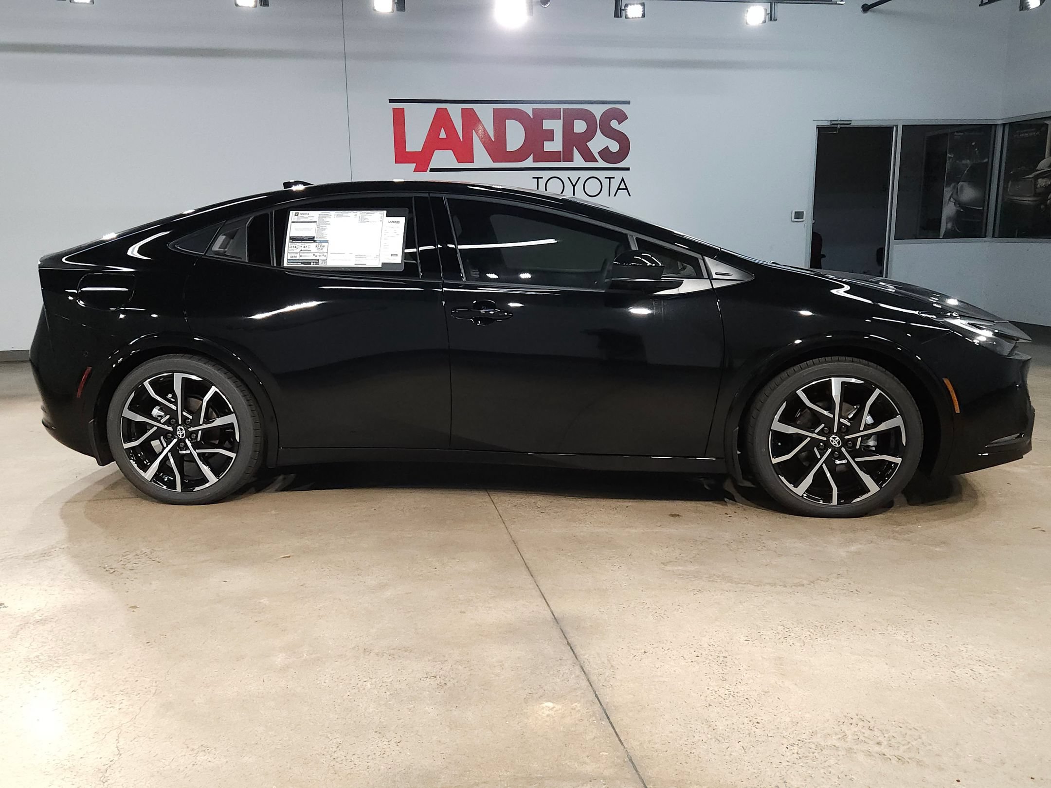 New 2027 Toyota Prius Plug-In Hybrid w/ Limited Premium Package FWD image 8