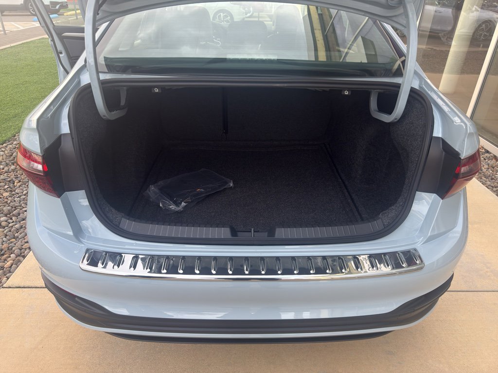 New 2026 Volkswagen Jetta SE image 15