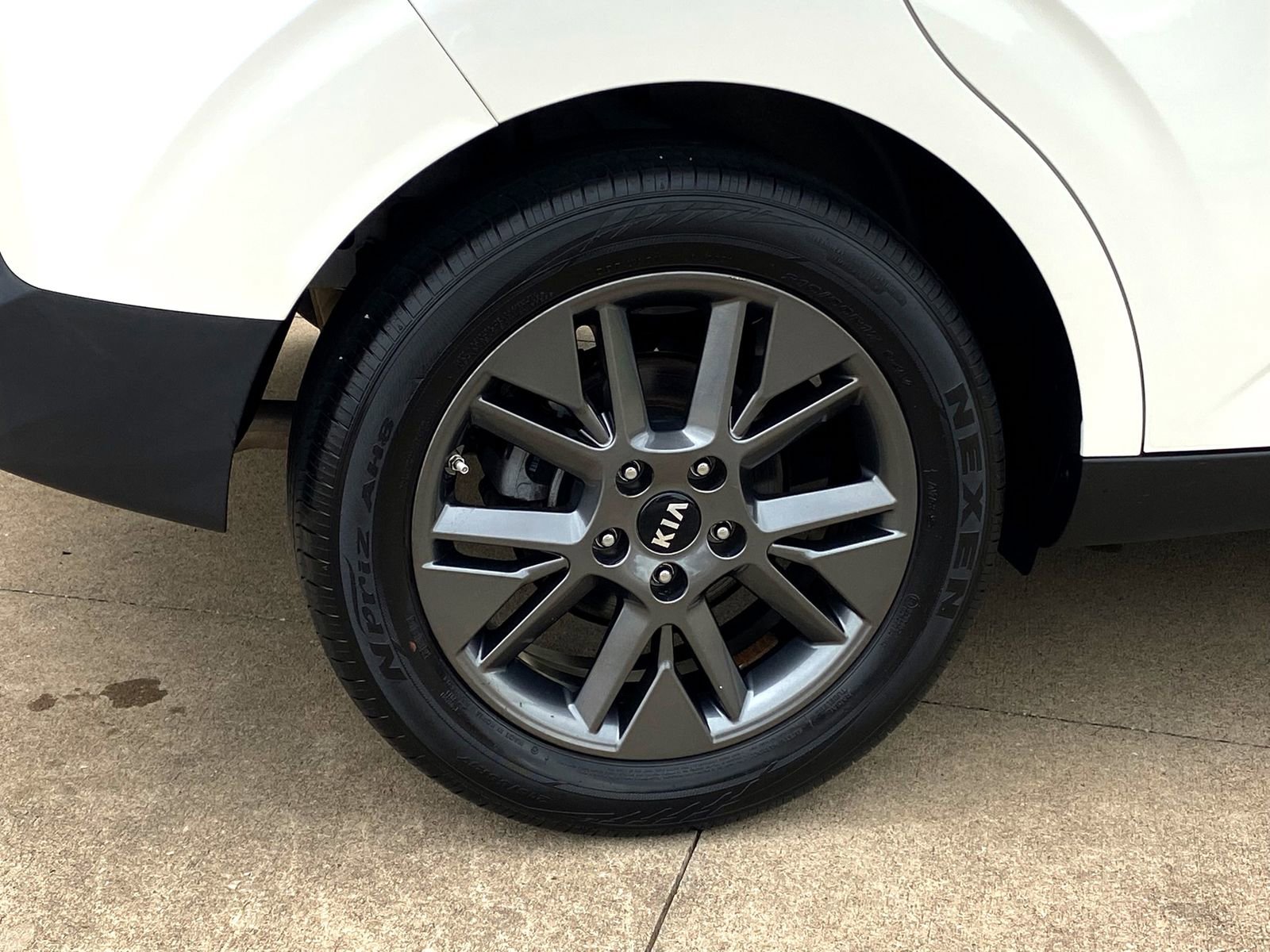 Used 2021 Kia Soul S FWD image 8