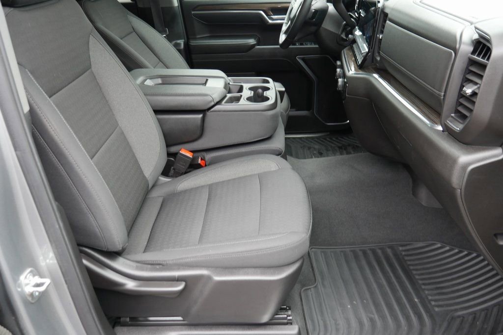Used 2025 Chevrolet Silverado 1500 LT image 22