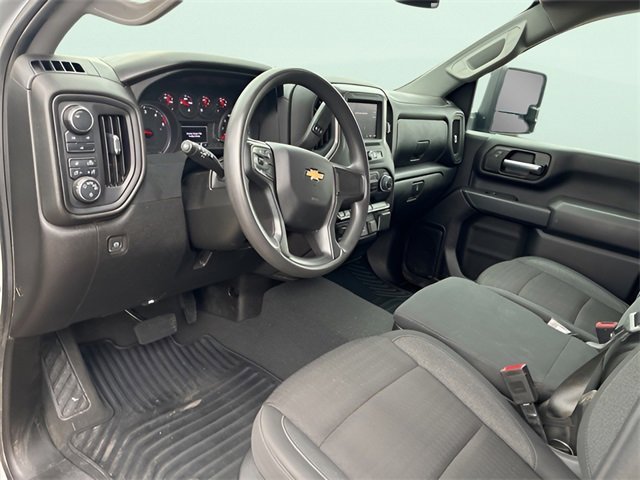 Used 2024 Chevrolet Silverado 2500 Custom w/ Custom Value Package image 18