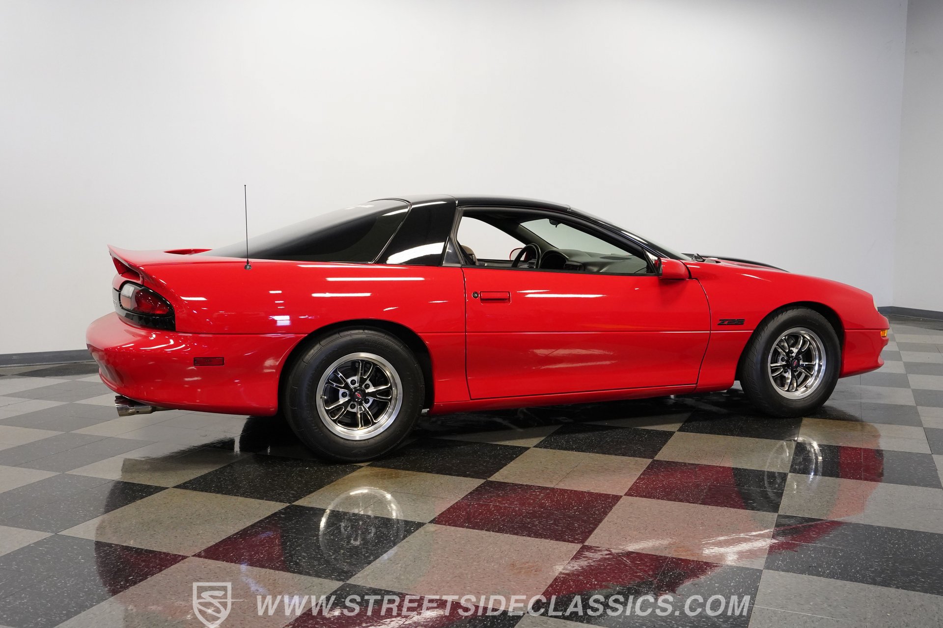 Used 2001 Chevrolet Camaro Z28 RWD image 14