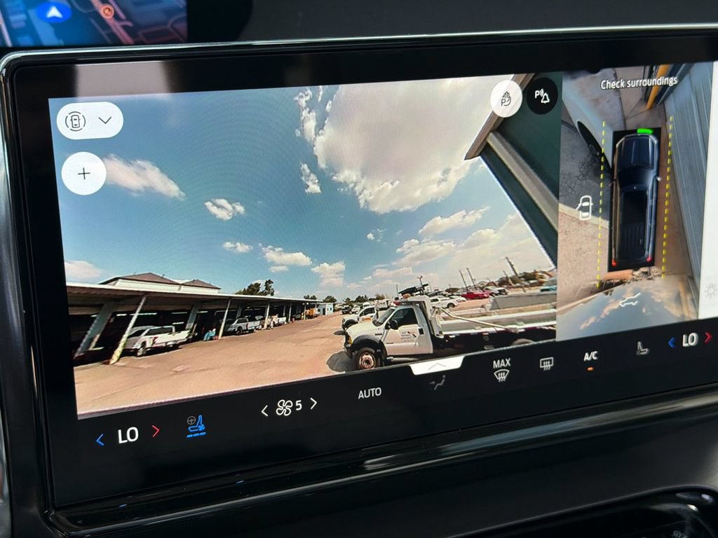 New 2027 Ford Expedition Platinum w/ Platinum Ultimate Package AWD/4WD image 20
