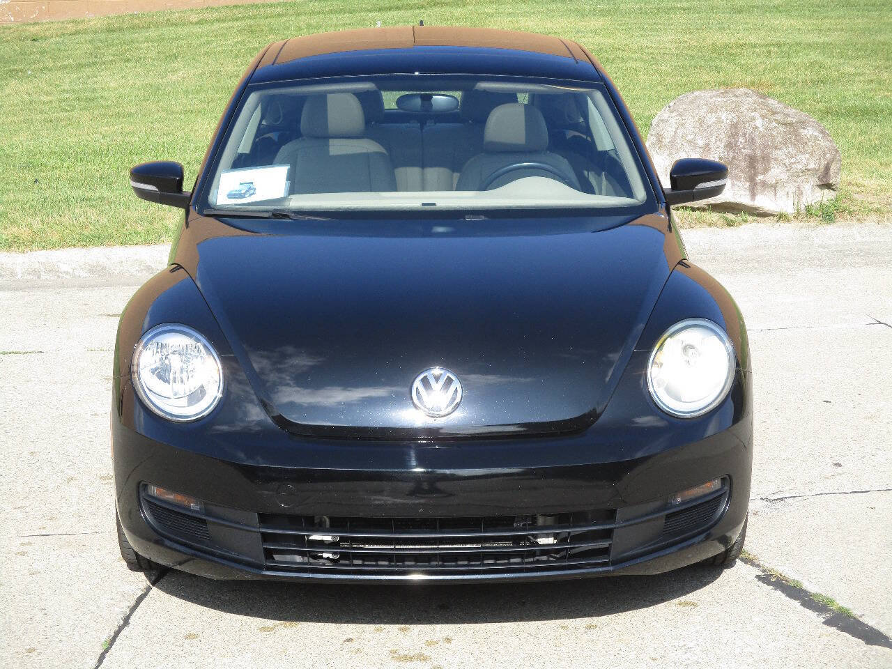 Used 2015 Volkswagen Beetle 1.8T FWD image 13