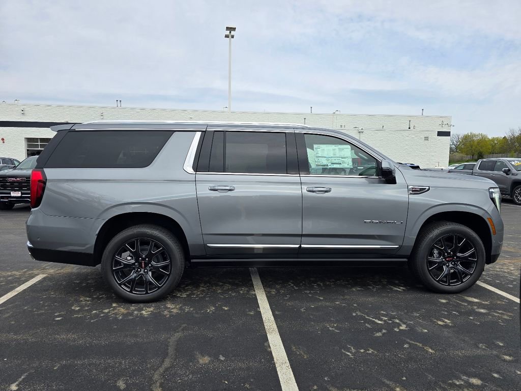 New 2026 GMC Yukon XL Denali AWD/4WD image 10