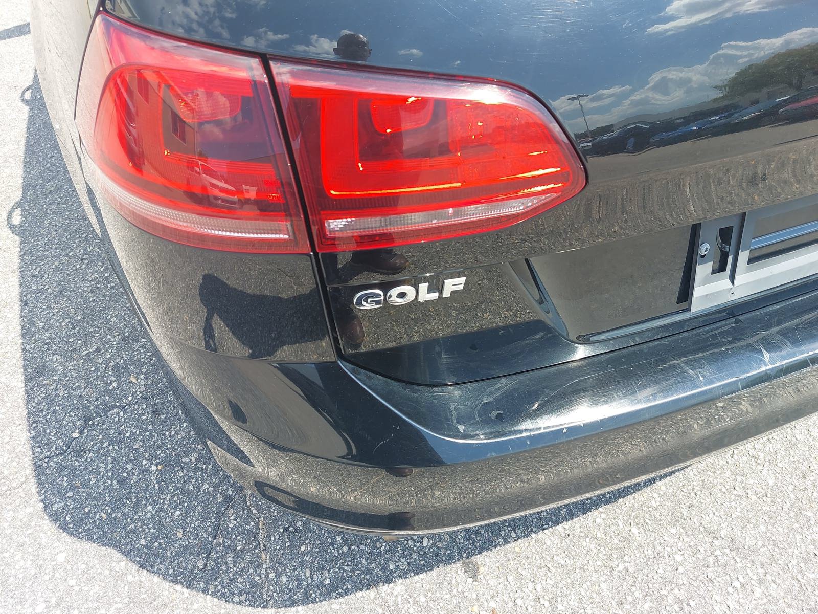 Used 2015 Volkswagen Golf TDI SE FWD image 33