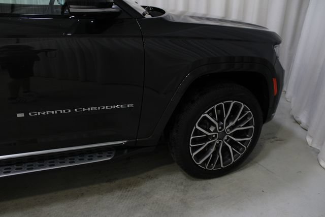 Used 2022 Jeep Grand Cherokee L Summit AWD/4WD image 41