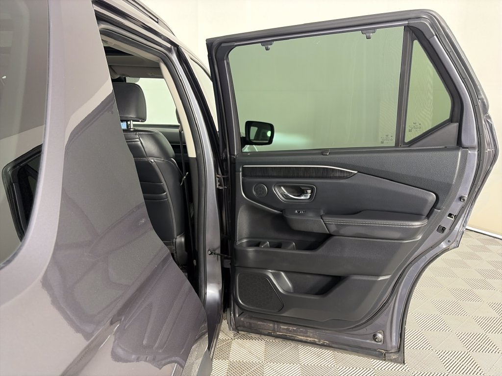 Used 2023 Honda Pilot Elite image 27
