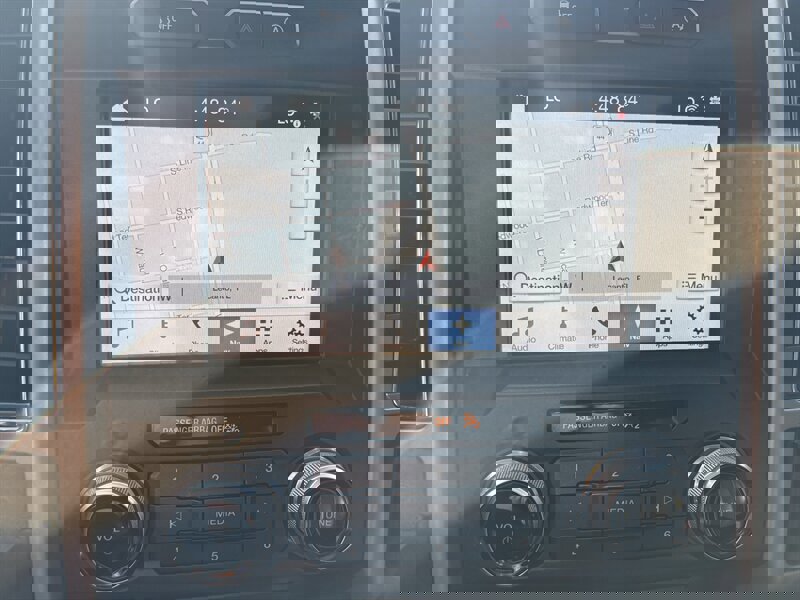 Used 2018 Ford F150 Lariat w/ Equipment Group 502A Luxury image 14