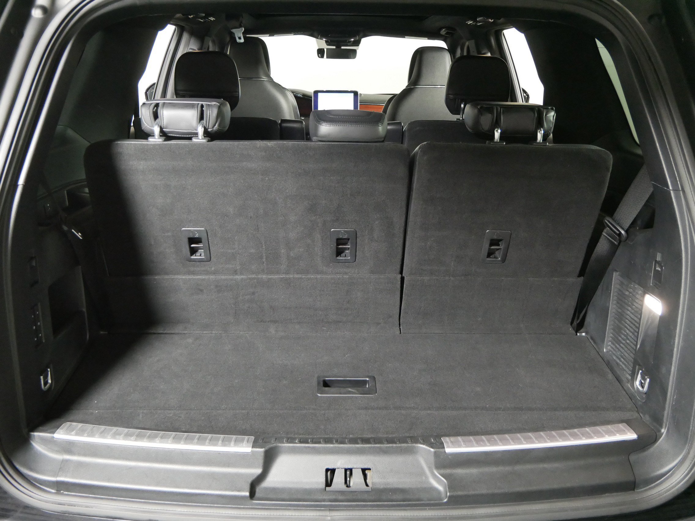 Used 2020 Lincoln Navigator Reserve w/ Equipment Group 208A Reserve image 18