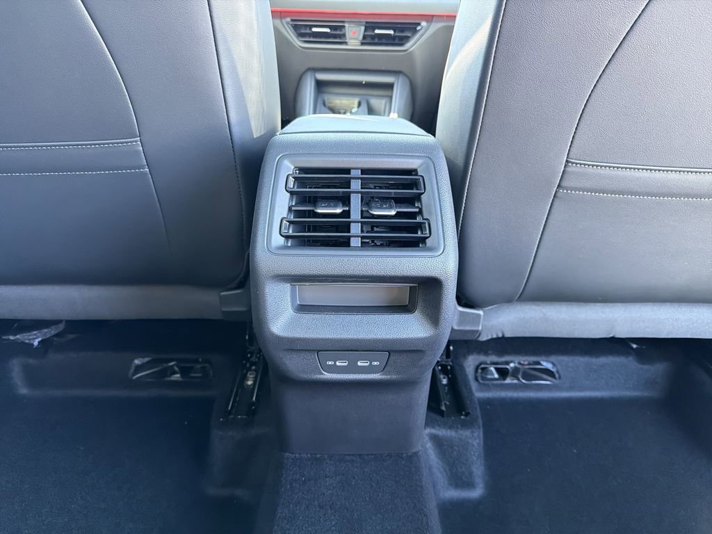 New 2026 Volkswagen Tiguan SE R-Line FWD image 22