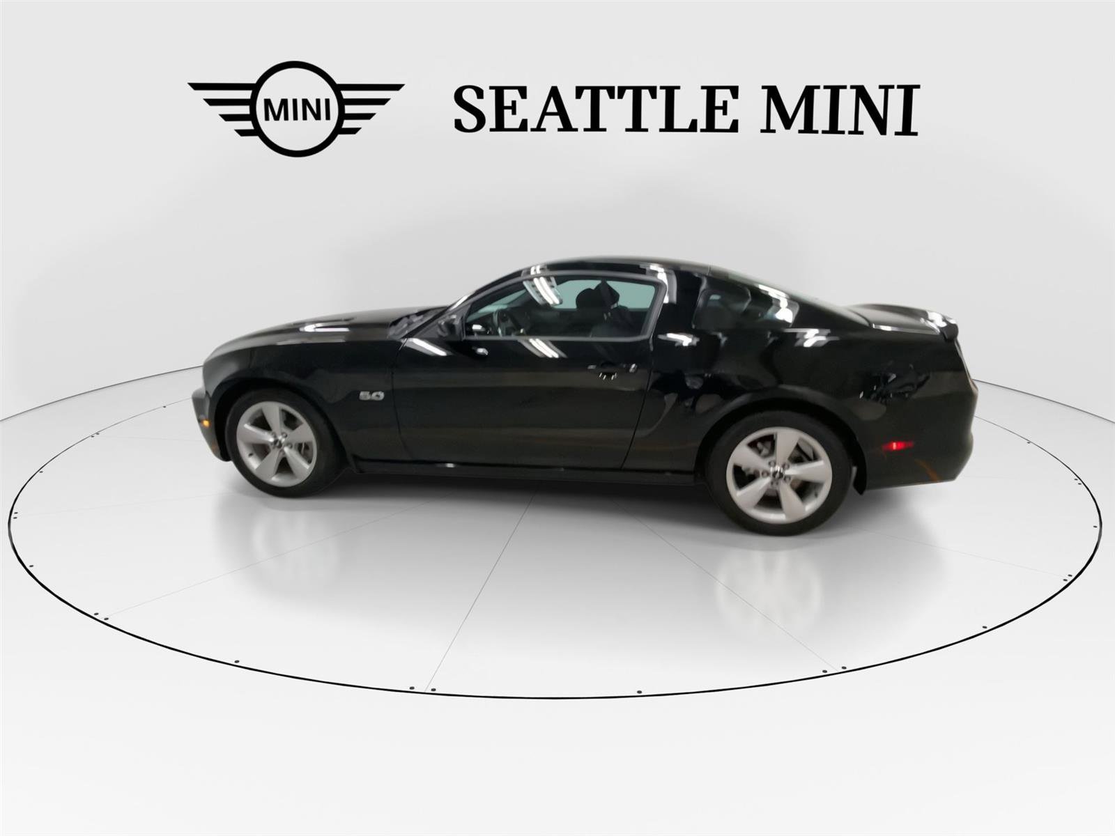 Used 2014 Ford Mustang GT w/ Equipment Group 301A RWD image 7