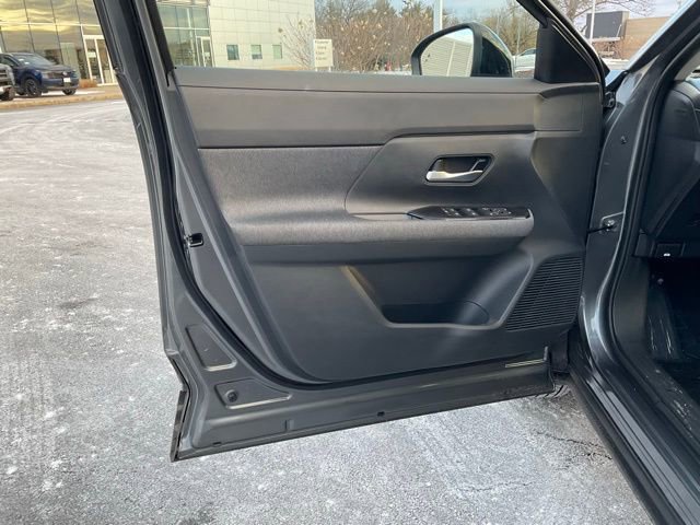 New 2026 Nissan Kicks SV w/ SV Premium Package image 10