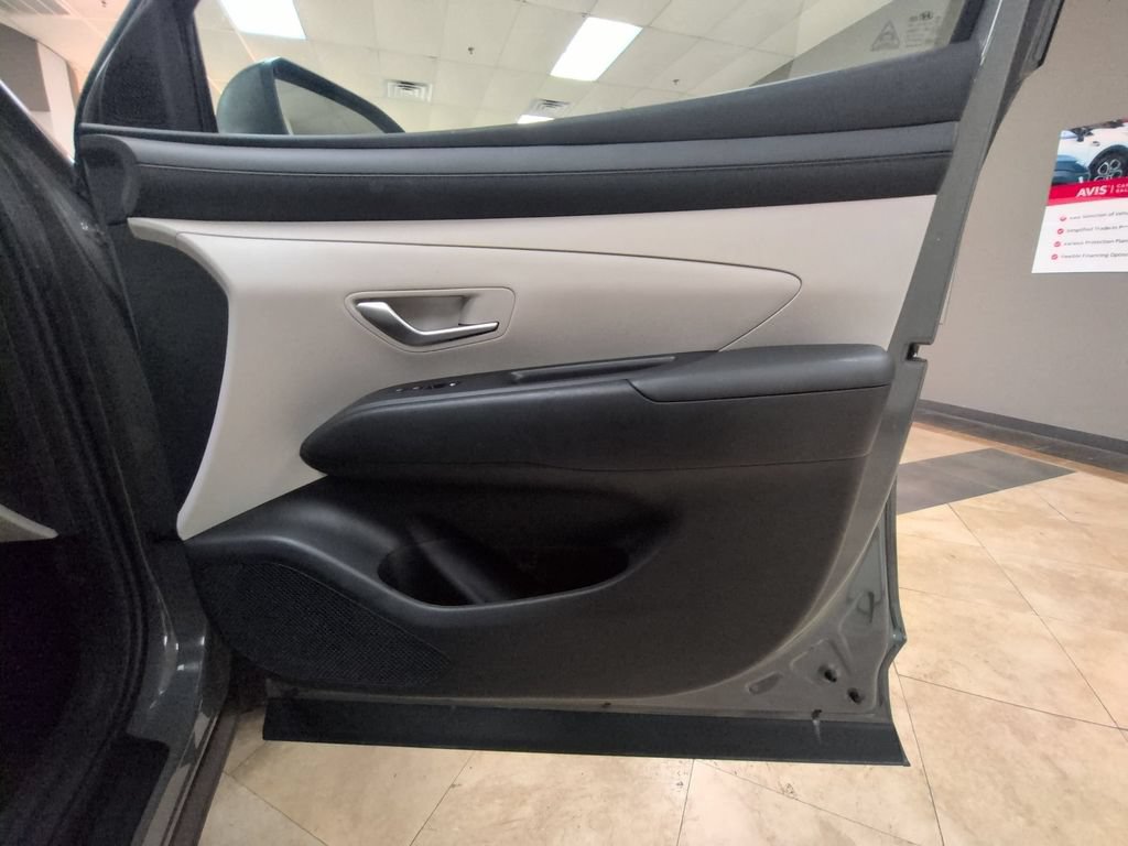 Used 2025 Hyundai Tucson SEL AWD/4WD image 28