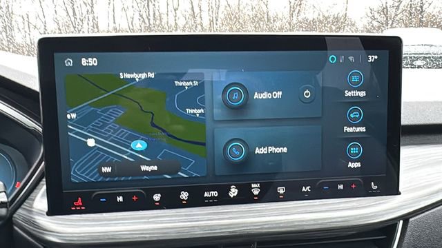 Certified 2023 Ford Escape Platinum w/ Class II Trailer Tow Package image 23