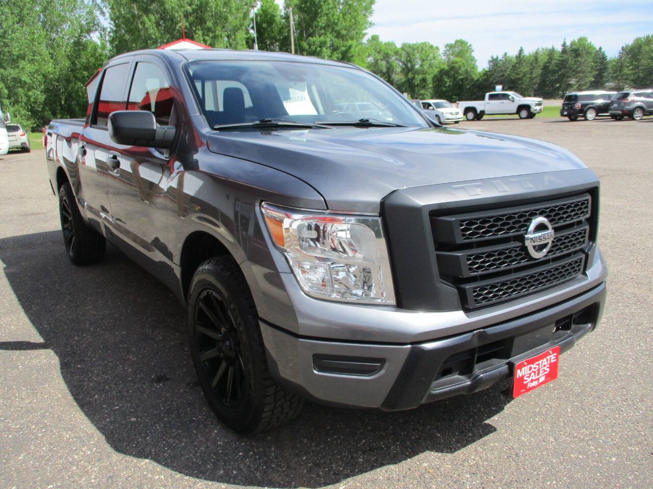 Used 2023 Nissan Titan S AWD/4WD image 12