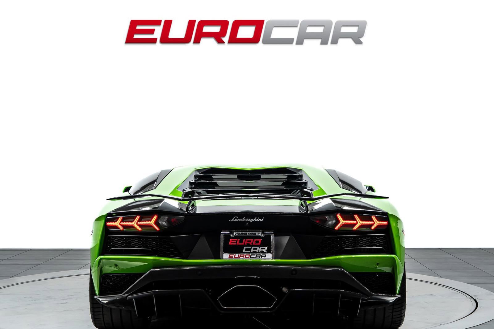 Used 2018 Lamborghini Aventador S image 4