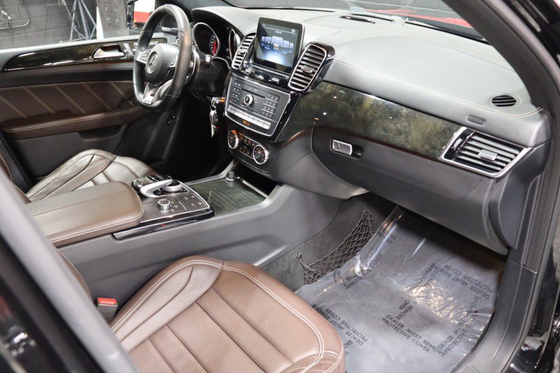 Used 2017 Mercedes-Benz GLE 63 AMG 4MATIC image 43