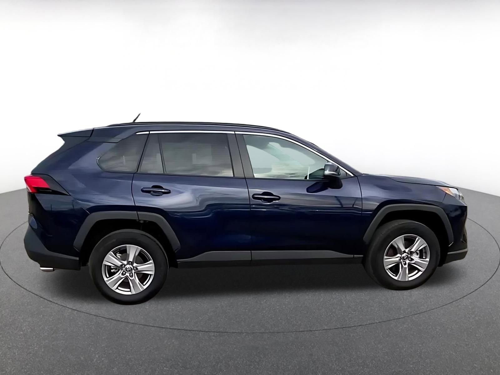 Used 2025 Toyota RAV4 XLE w/ Convenience Package image 16