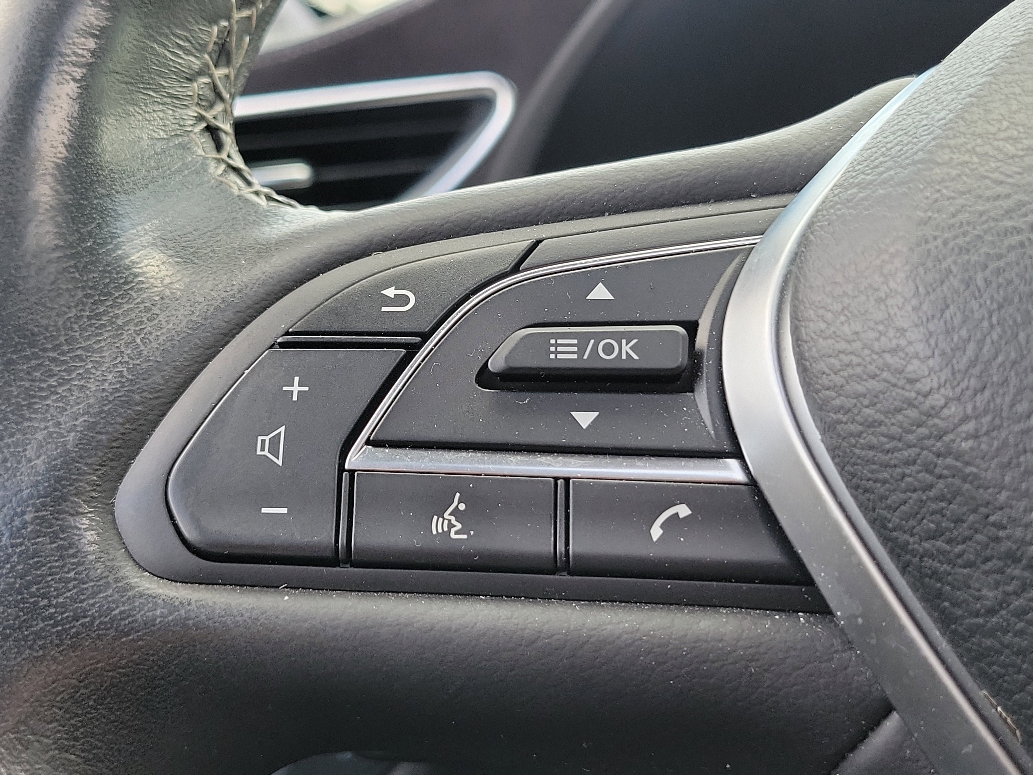 Used 2023 INFINITI QX50 Autograph image 28