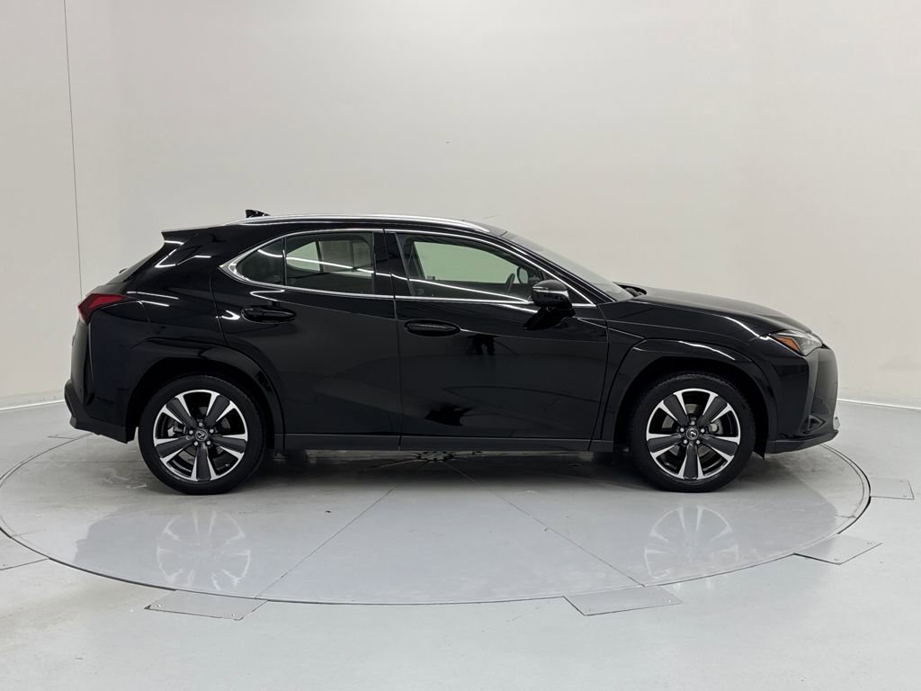 Used 2023 Lexus UX 250h AWD w/ Premium Package image 7