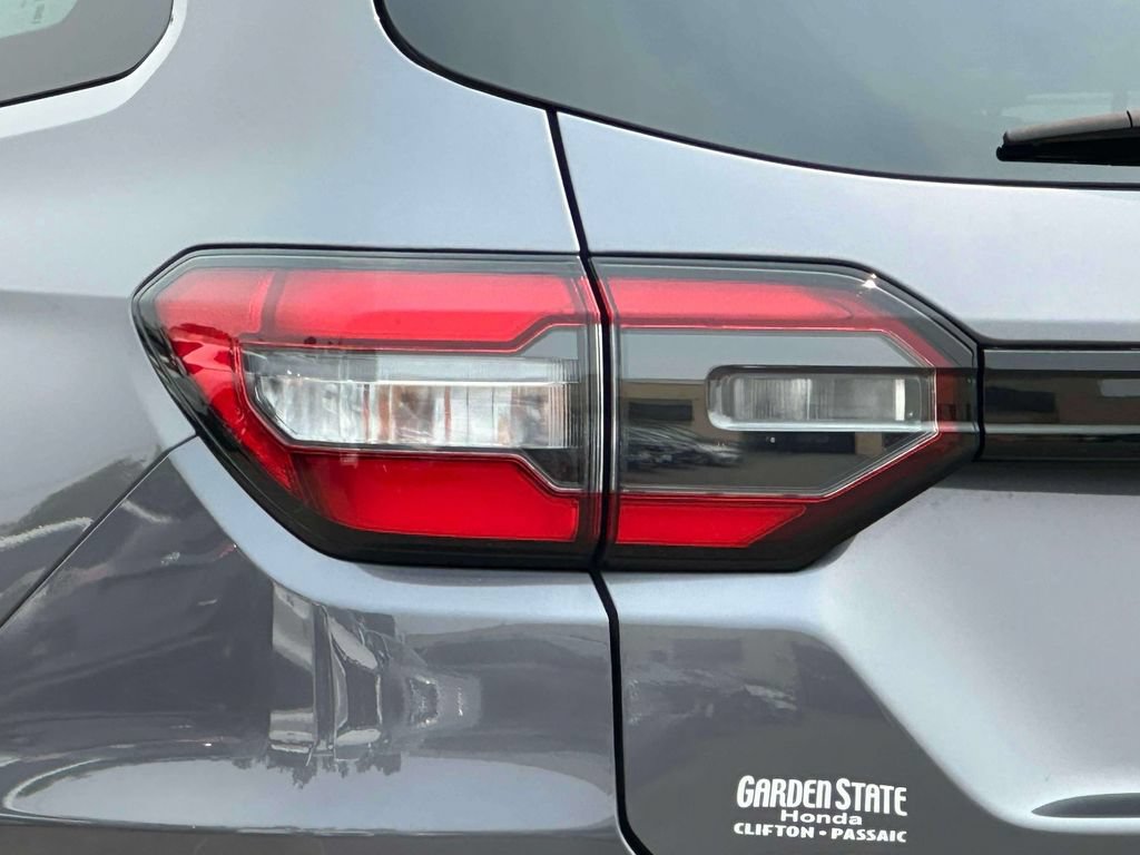 Certified 2025 Honda Pilot Elite image 8